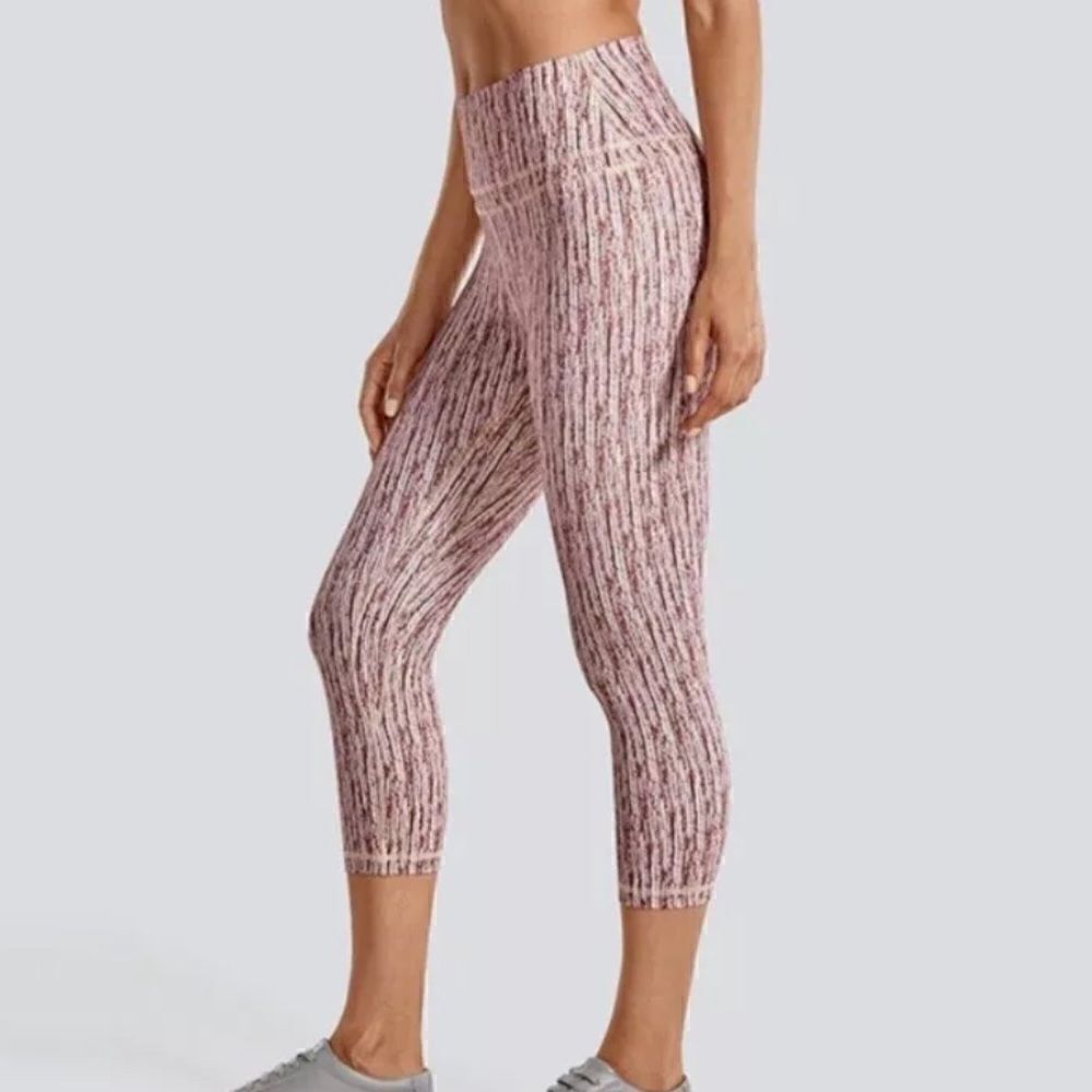 NWT CRZ YOGA Isabella HR Crop Leggings Stripe Multi, Size 4/6 Small NWT